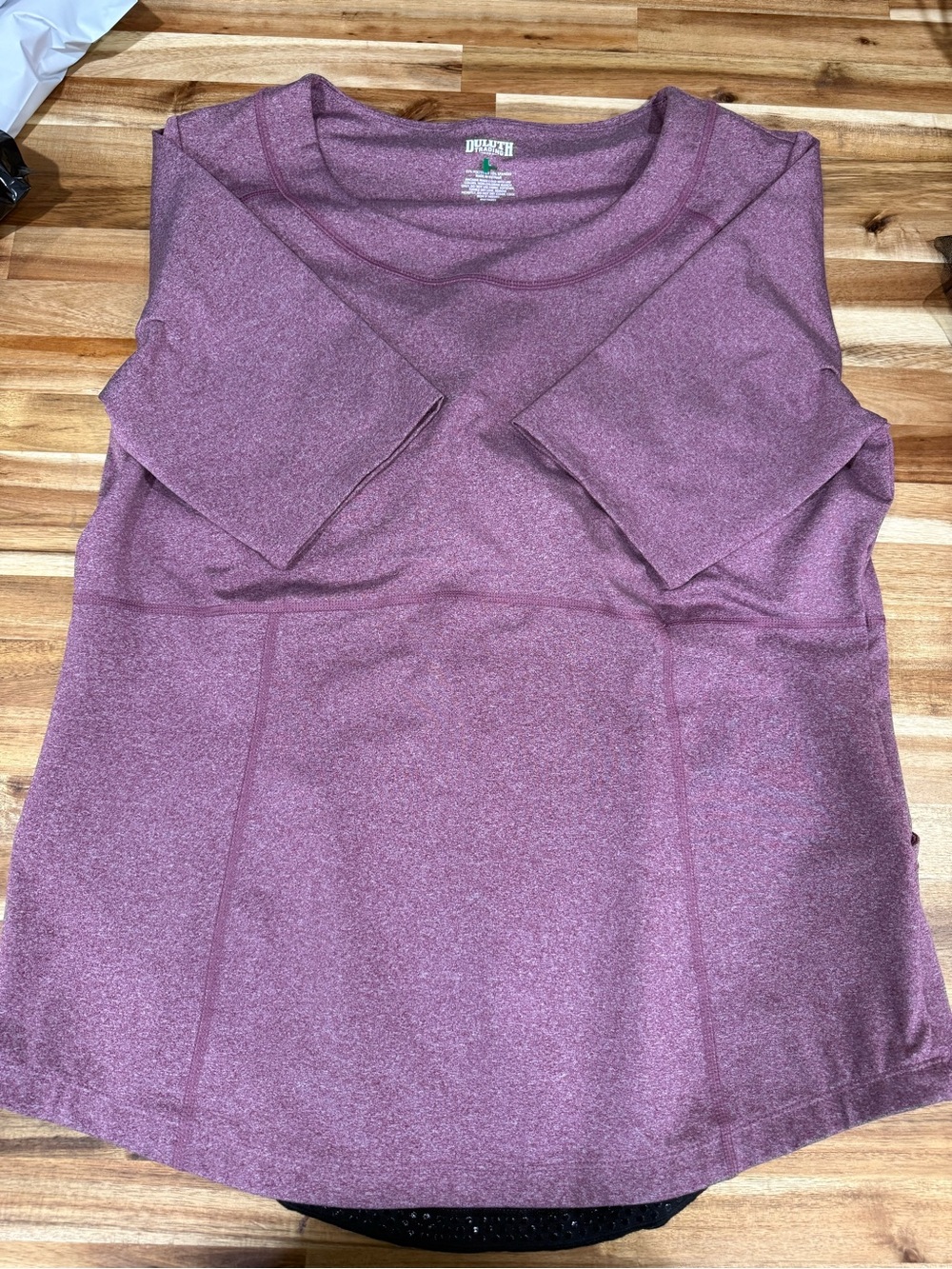 Duluth Trading Co Heathered Mauve Short Sleeve Top